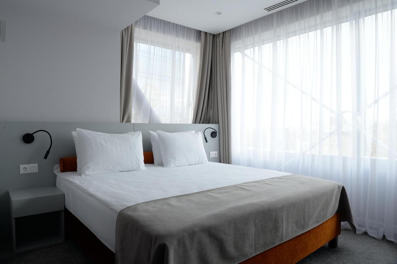 Premier Hotel Miskolc Buitenkant foto
